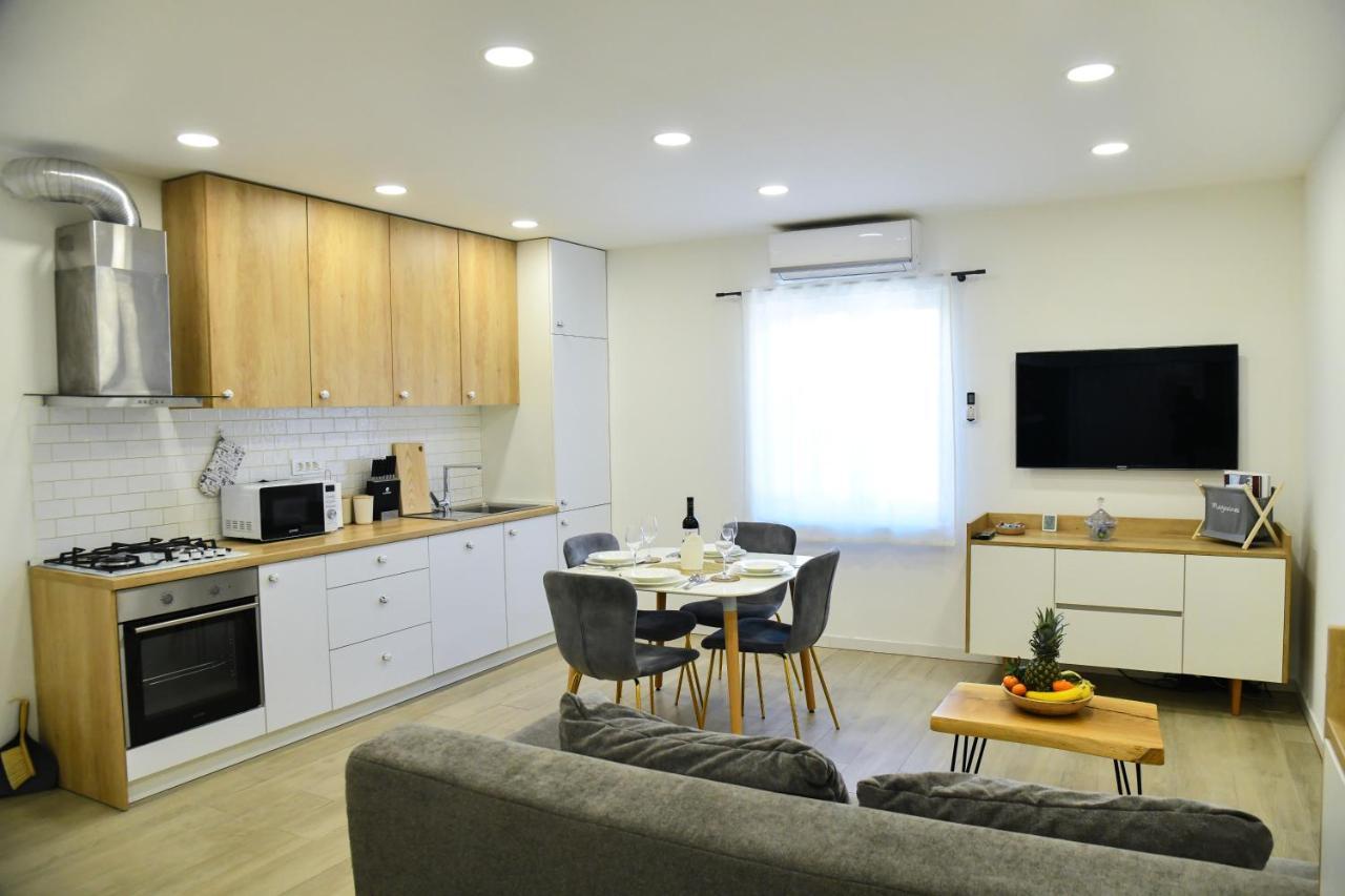 Apartment Maris Sinj Luaran gambar